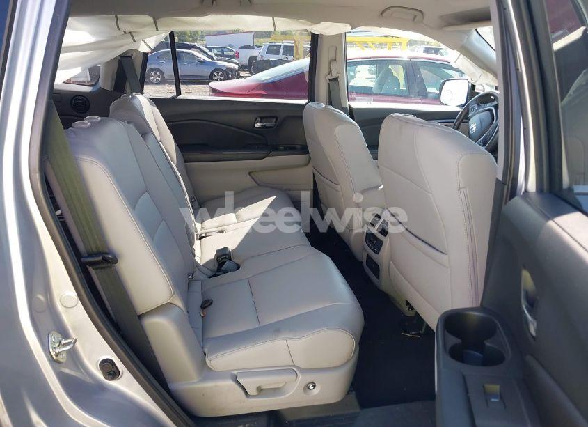 Photo 8 of 2017 Honda Pilot EX-L (VIN 5FNYF6H68HB065639)