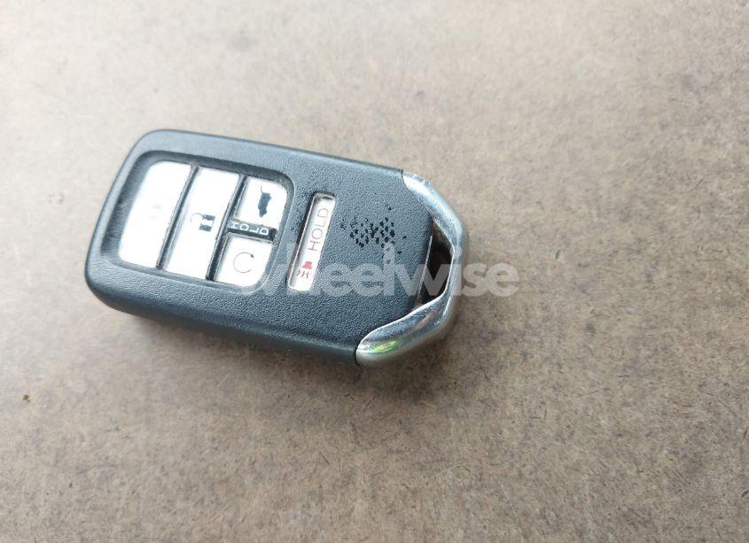 Photo 11 of 2019 Honda Pilot TOURING (VIN 5FNYF6H68KB001978)