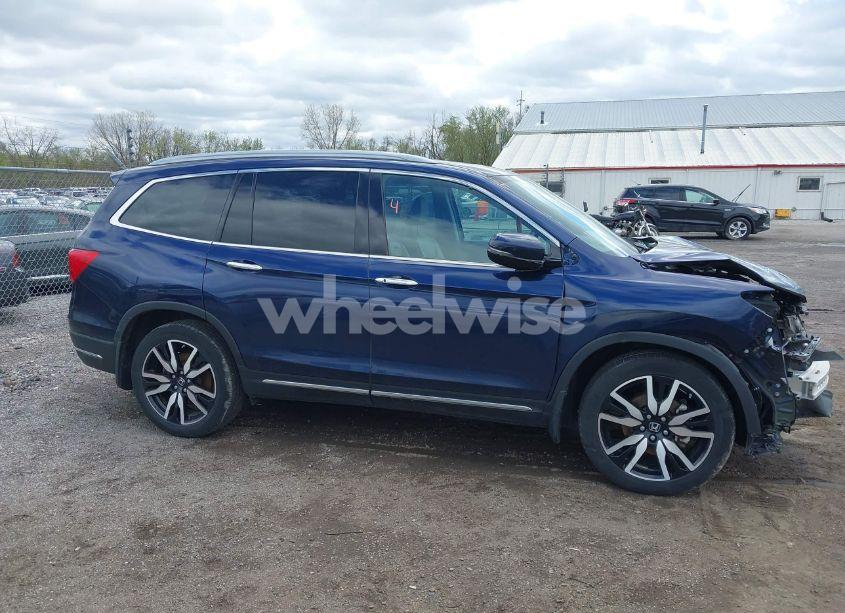 Photo 13 of 2019 Honda Pilot TOURING (VIN 5FNYF6H68KB001978)