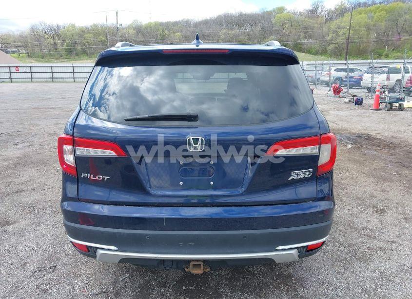 Photo 16 of 2019 Honda Pilot TOURING (VIN 5FNYF6H68KB001978)