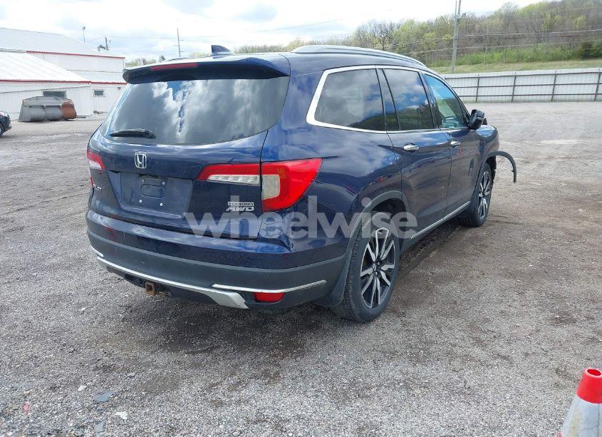 Photo 4 of 2019 Honda Pilot TOURING (VIN 5FNYF6H68KB001978)