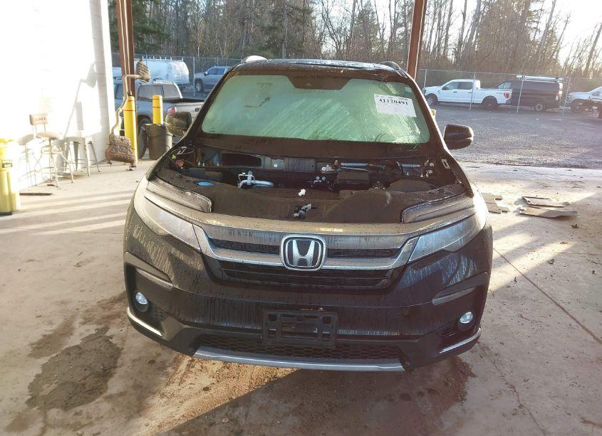 Photo 13 of 2021 Honda Pilot AWD TOURING 7 PASSENGER (VIN 5FNYF6H68MB012997)