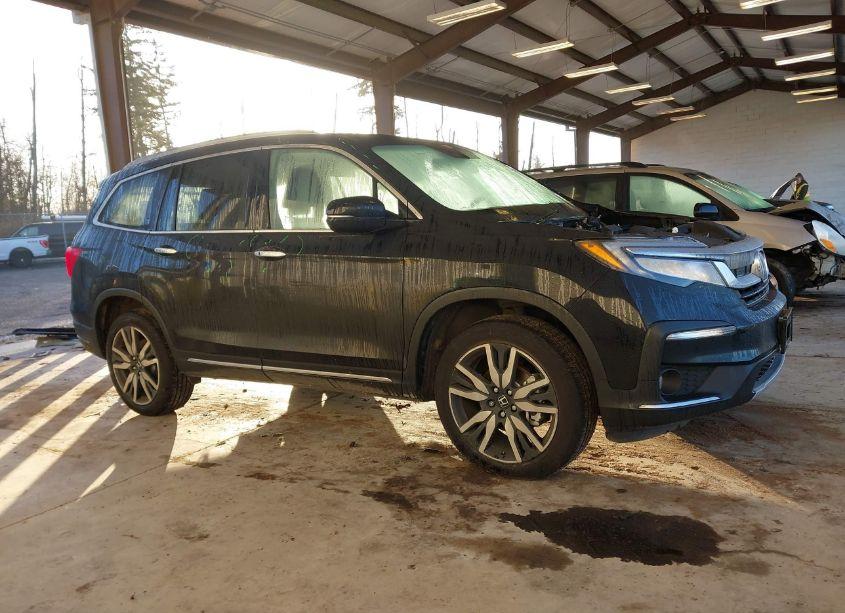 Photo 14 of 2021 Honda Pilot AWD TOURING 7 PASSENGER (VIN 5FNYF6H68MB012997)