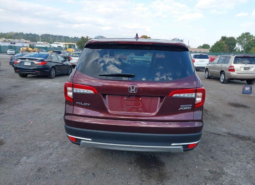 Photo 16 of 2022 Honda Pilot AWD TOURING 7 PASSENGER (VIN 5FNYF6H68NB000091)