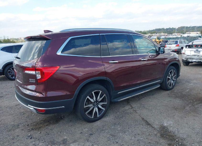 Photo 4 of 2022 Honda Pilot AWD TOURING 7 PASSENGER (VIN 5FNYF6H68NB000091)