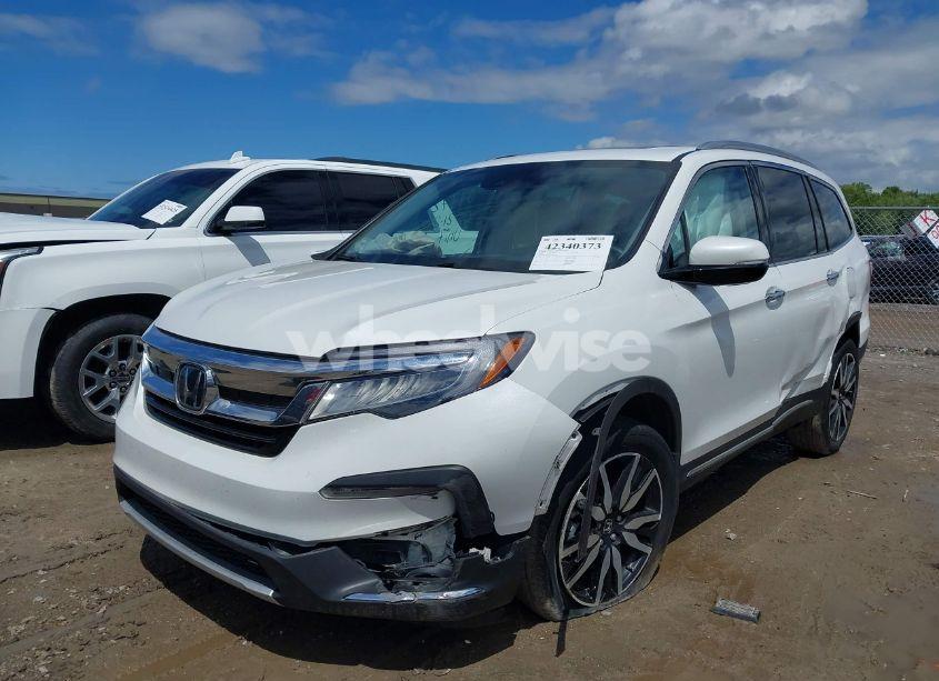 Photo 2 of 2022 Honda Pilot AWD TOURING 7 PASSENGER (VIN 5FNYF6H68NB068388)