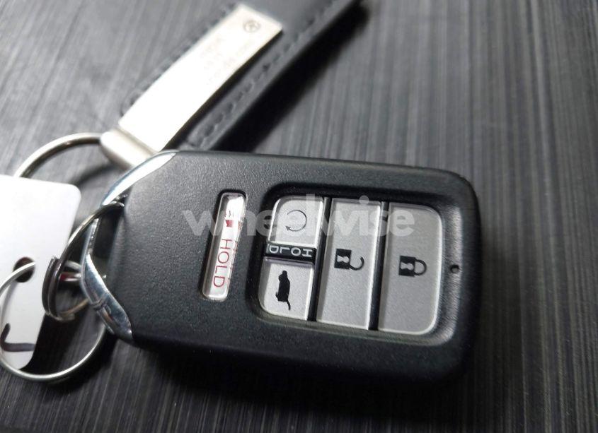 Photo 11 of 2021 Honda Pilot AWD TOURING 7 PASSENGER (VIN 5FNYF6H69MB005833)