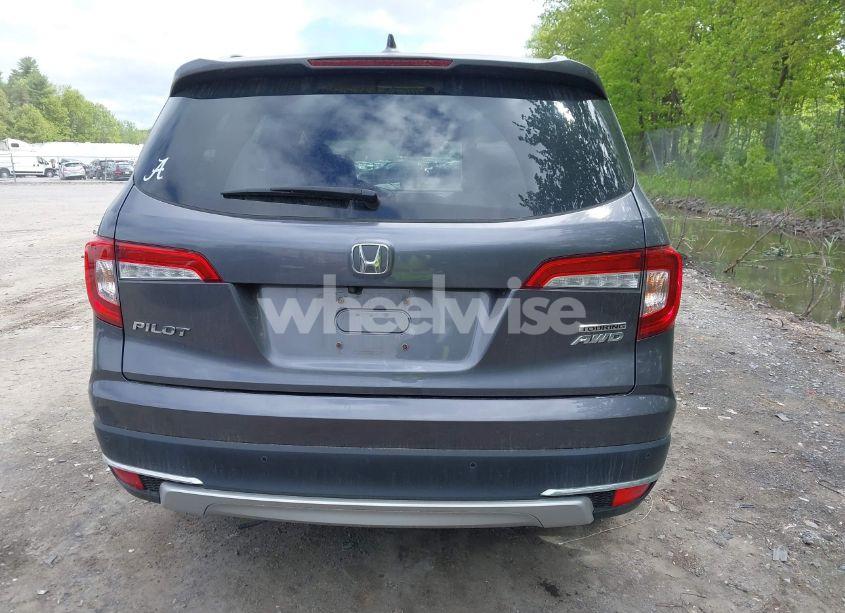 Photo 16 of 2021 Honda Pilot AWD TOURING 7 PASSENGER (VIN 5FNYF6H69MB005833)