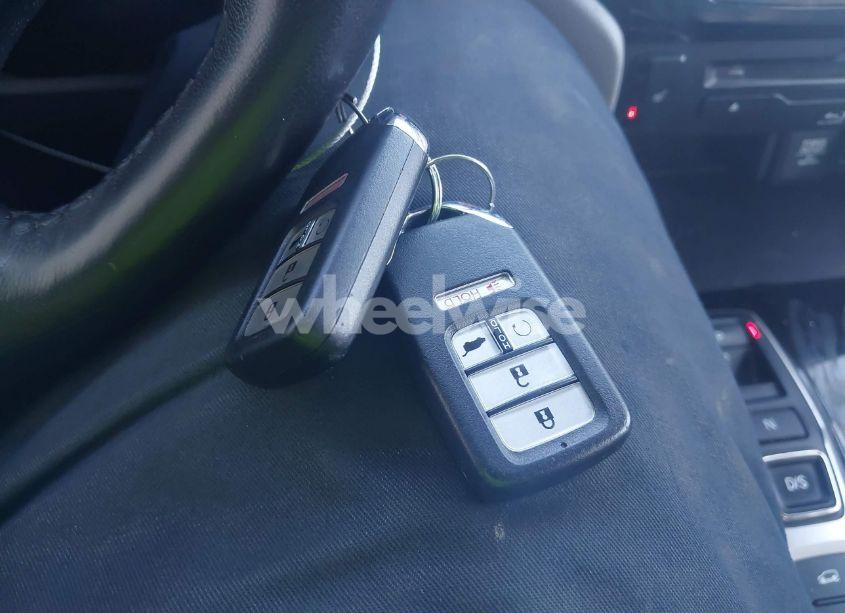 Photo 11 of 2021 Honda Pilot AWD TOURING 7 PASSENGER (VIN 5FNYF6H69MB035463)