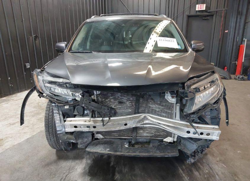 Photo 6 of 2019 Honda Pilot TOURING (VIN 5FNYF6H6XKB011380)