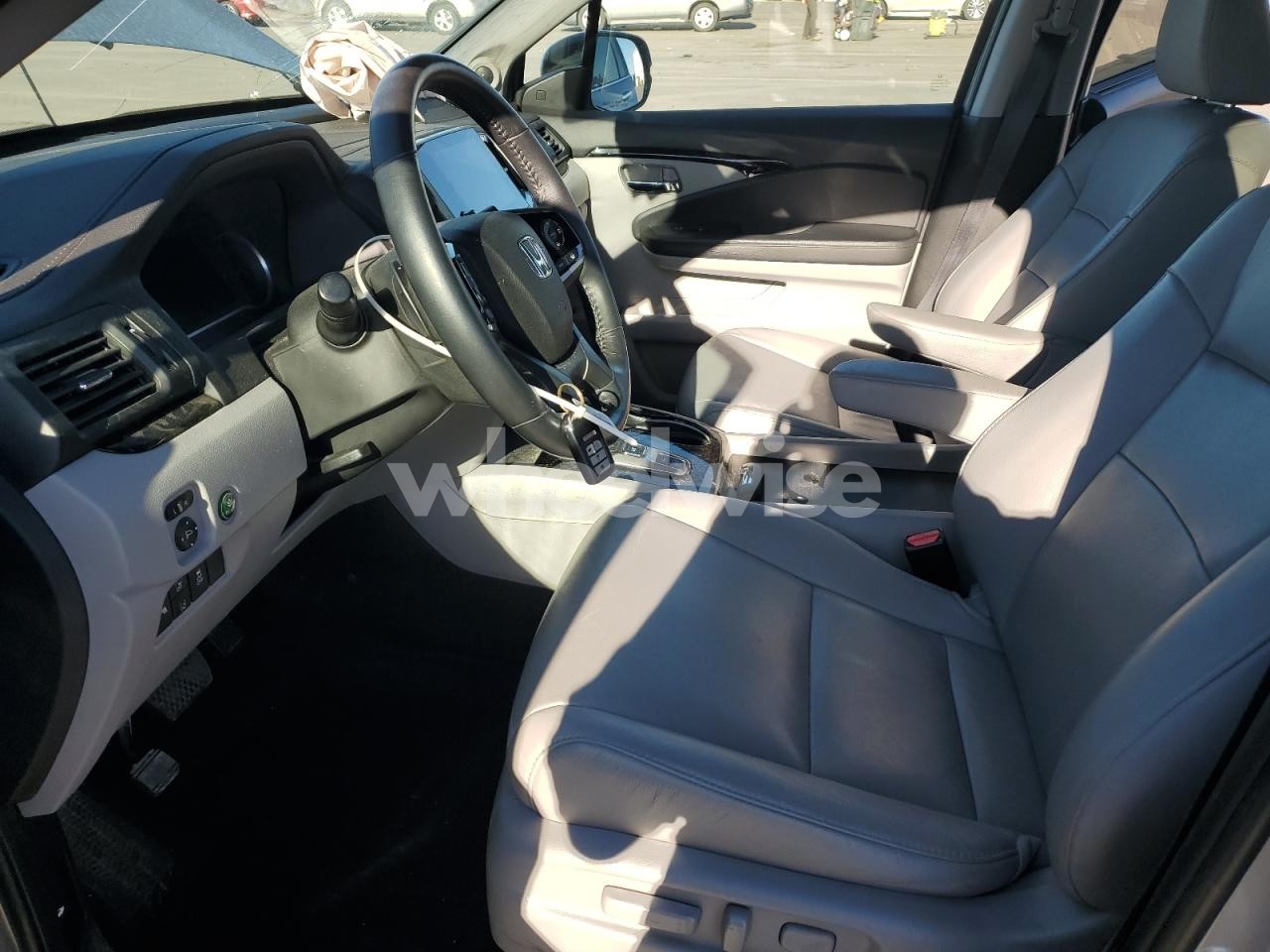 Photo 7 of 2022 HONDA PILOT TOURING (VIN 5FNYF6H6XNB078968)