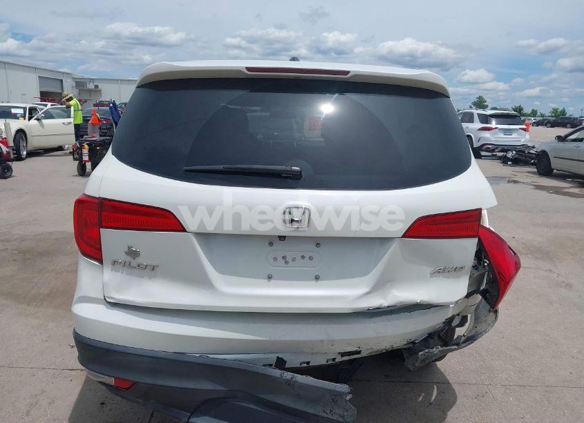 Photo 16 of 2016 Honda Pilot EX-L (VIN 5FNYF6H70GB013445)