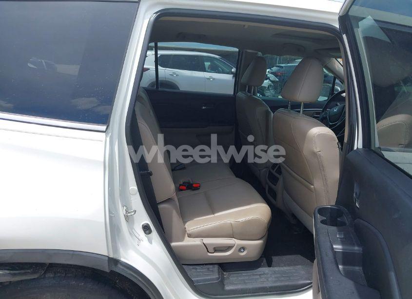 Photo 8 of 2016 Honda Pilot EX-L (VIN 5FNYF6H70GB013445)