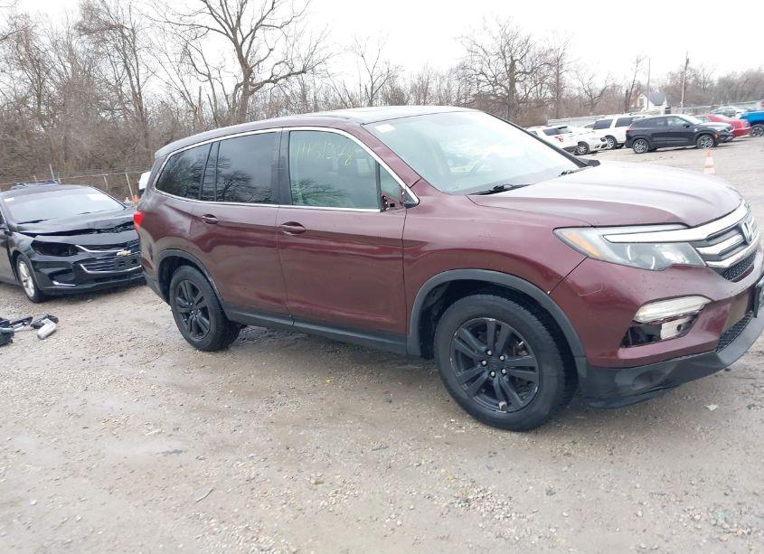 Photo 6 of 2017 Honda Pilot EX-L (VIN 5FNYF6H70HB000616)