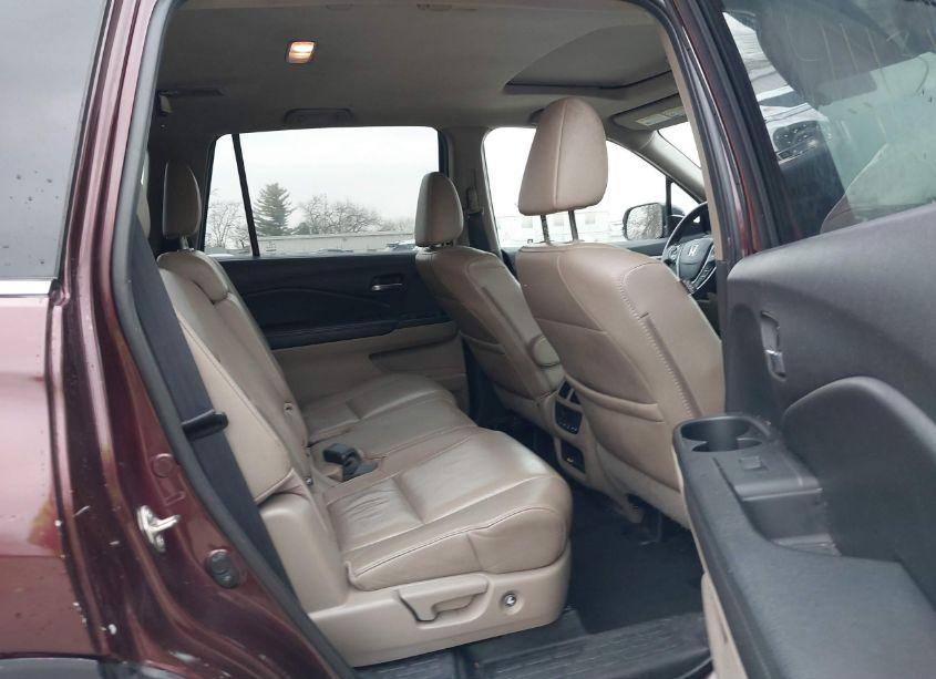 Photo 8 of 2017 Honda Pilot EX-L (VIN 5FNYF6H70HB000616)