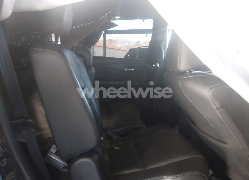 Photo 8 of 2018 Honda Pilot EX-L (VIN 5FNYF6H71JB041343)