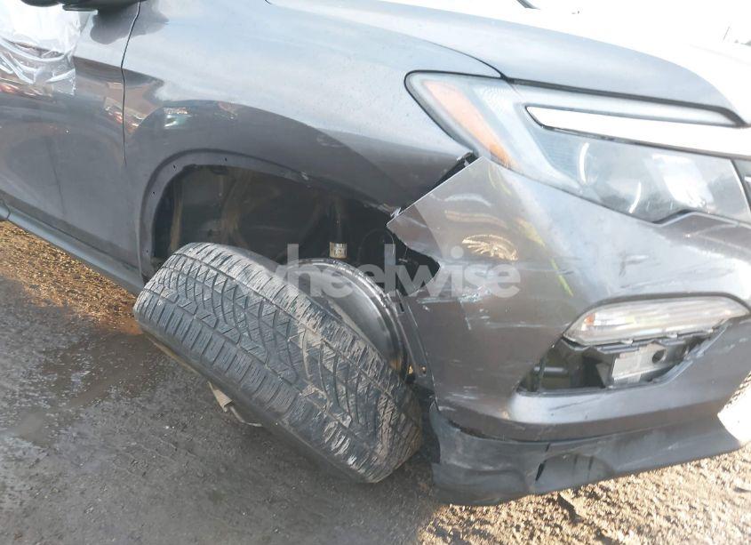 Photo 6 of 2017 Honda Pilot EX-L (VIN 5FNYF6H73HB071373)