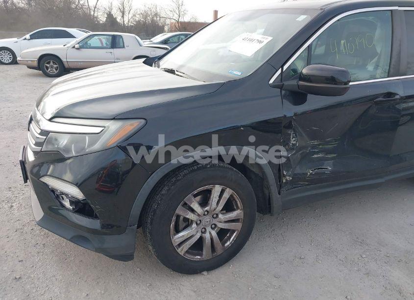 Photo 6 of 2016 Honda Pilot EX-L (VIN 5FNYF6H74GB024027)