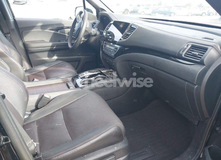 Photo 5 of 2021 Honda Pilot AWD BLACK EDITION (VIN 5FNYF6H74MB021253)