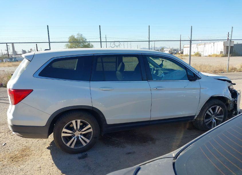 Photo 13 of 2016 Honda Pilot EX-L (VIN 5FNYF6H75GB092630)