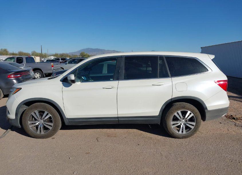 Photo 14 of 2016 Honda Pilot EX-L (VIN 5FNYF6H75GB092630)