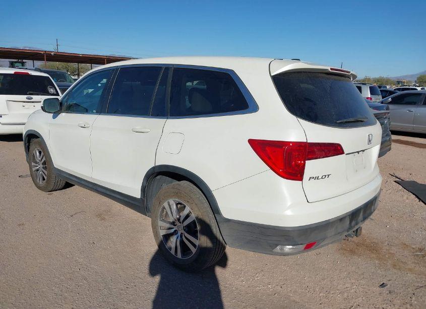 Photo 3 of 2016 Honda Pilot EX-L (VIN 5FNYF6H75GB092630)