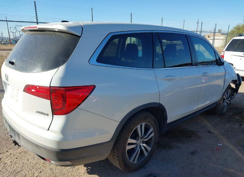 Photo 4 of 2016 Honda Pilot EX-L (VIN 5FNYF6H75GB092630)