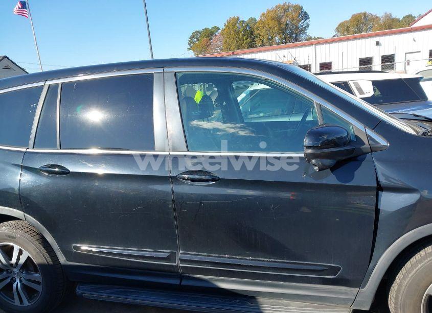 Photo 13 of 2016 Honda Pilot EX-L (VIN 5FNYF6H76GB024031)