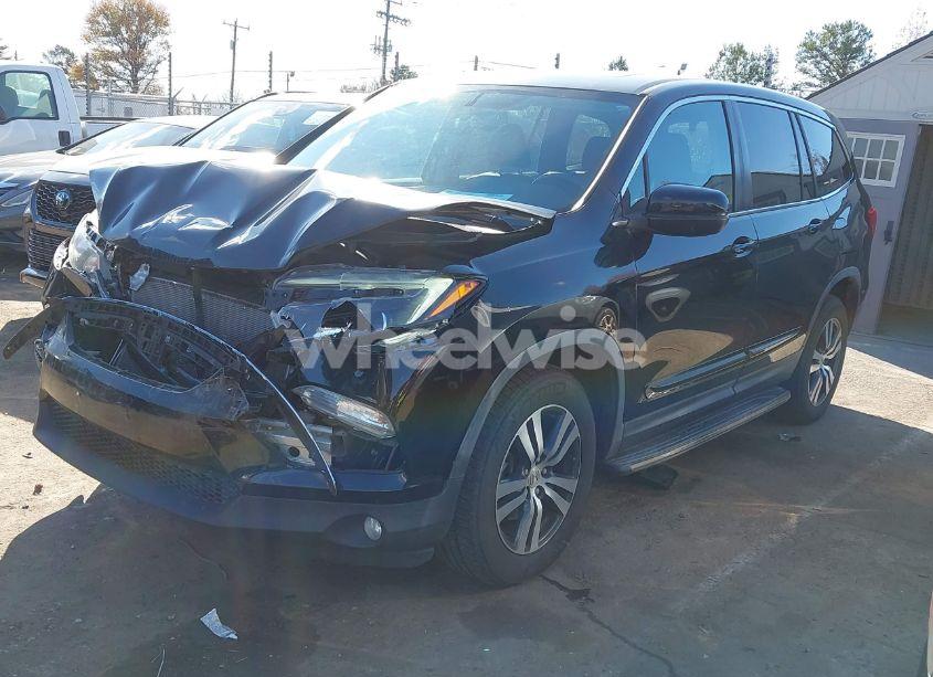 Photo 2 of 2016 Honda Pilot EX-L (VIN 5FNYF6H76GB024031)