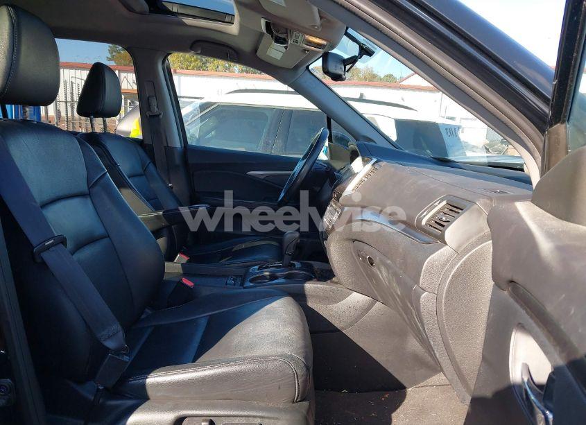 Photo 5 of 2016 Honda Pilot EX-L (VIN 5FNYF6H76GB024031)