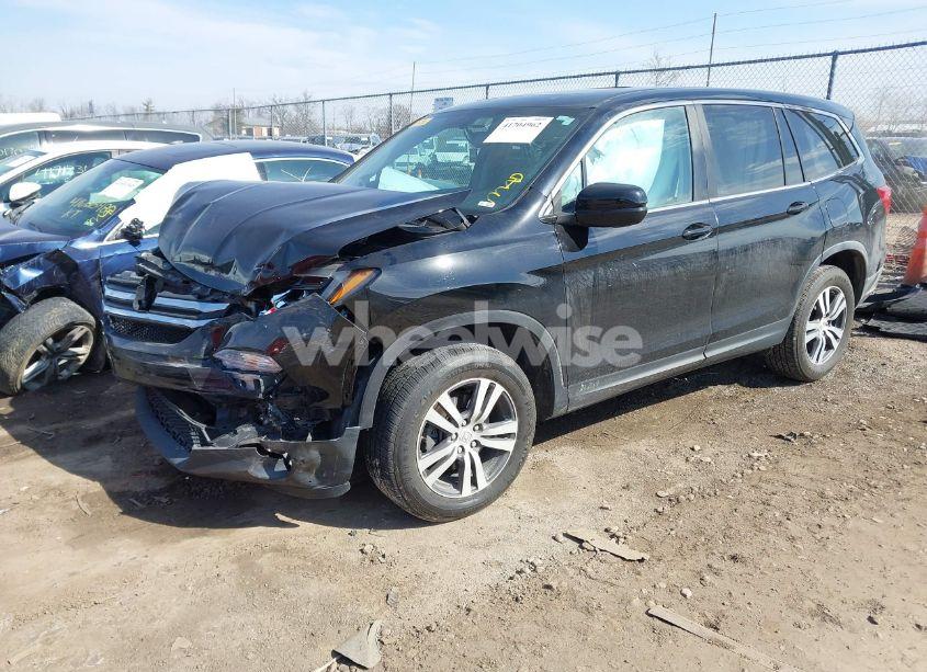 Photo 2 of 2016 Honda Pilot EX-L (VIN 5FNYF6H77GB108567)