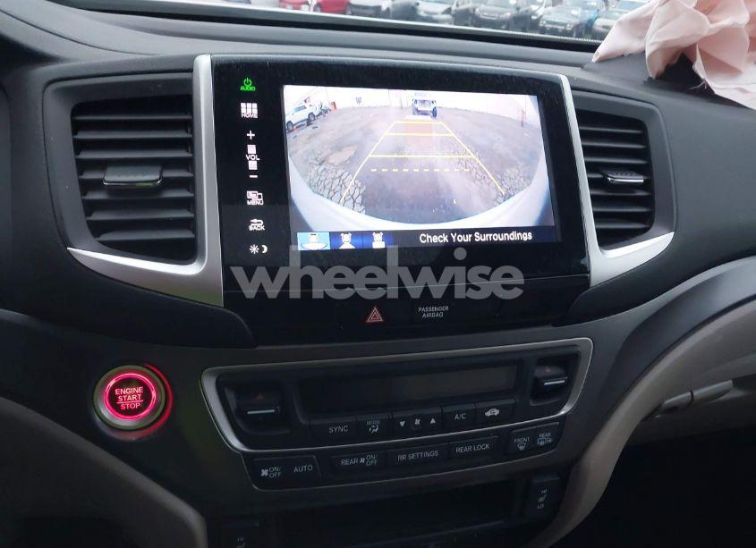 Photo 17 of 2016 Honda Pilot EX-L (VIN 5FNYF6H78GB092265)