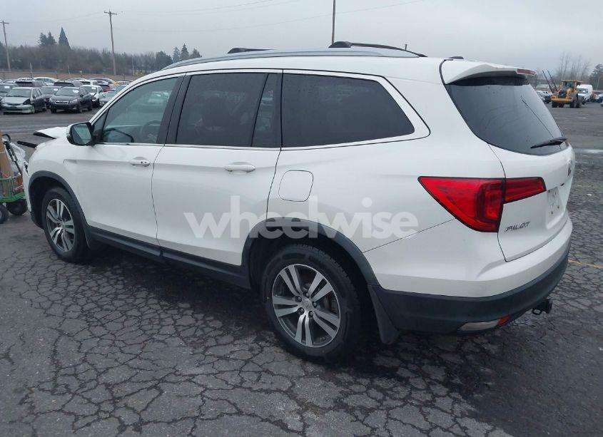 Photo 3 of 2016 Honda Pilot EX-L (VIN 5FNYF6H78GB092265)