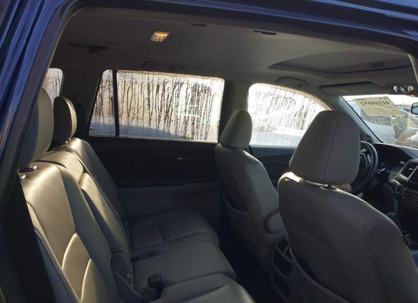 Photo 8 of 2016 Honda Pilot EX-L (VIN 5FNYF6H79GB096826)