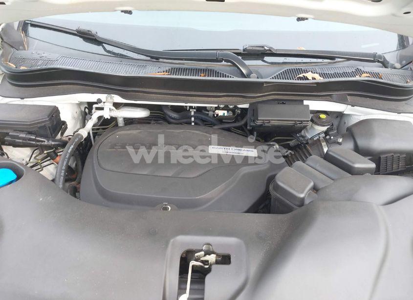 Photo 10 of 2018 Honda Pilot EX-L (VIN 5FNYF6H79JB029229)