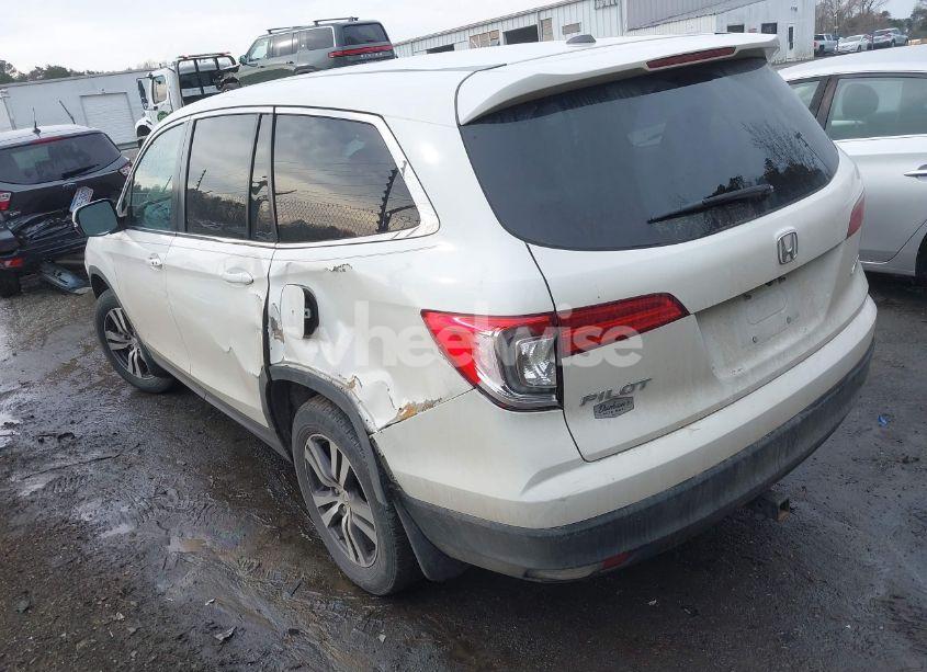 Photo 3 of 2018 Honda Pilot EX-L (VIN 5FNYF6H79JB029229)