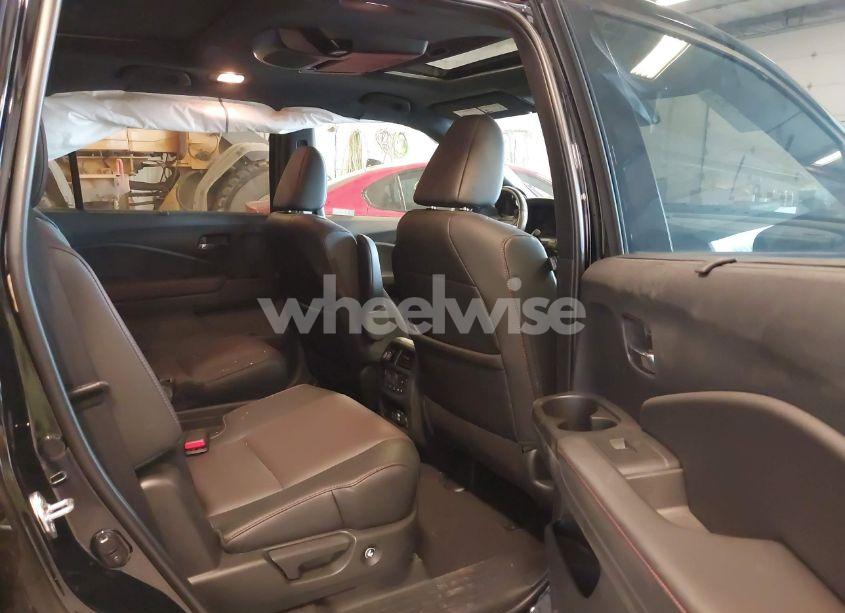 Photo 8 of 2022 Honda Pilot AWD BLACK EDITION (VIN 5FNYF6H79NB041998)