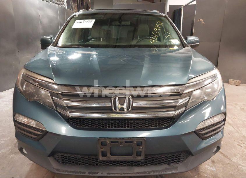 Photo 12 of 2018 Honda Pilot EX-L (VIN 5FNYF6H7XJB053927)