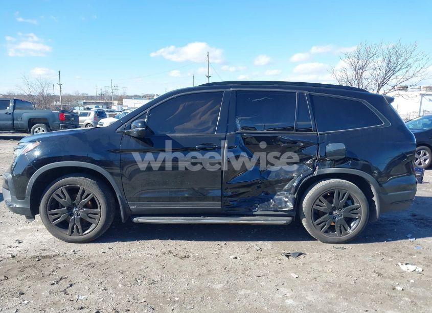 Photo 13 of 2021 Honda Pilot AWD BLACK EDITION (VIN 5FNYF6H7XMB031978)