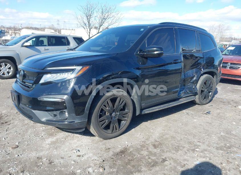 Photo 2 of 2021 Honda Pilot AWD BLACK EDITION (VIN 5FNYF6H7XMB031978)