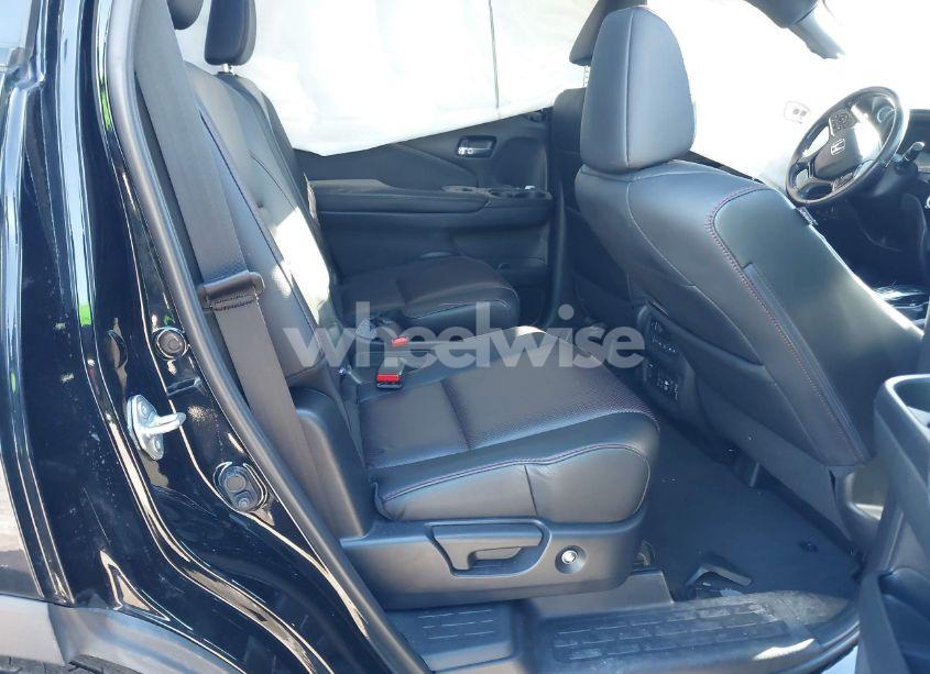 Photo 8 of 2021 Honda Pilot AWD BLACK EDITION (VIN 5FNYF6H7XMB031978)