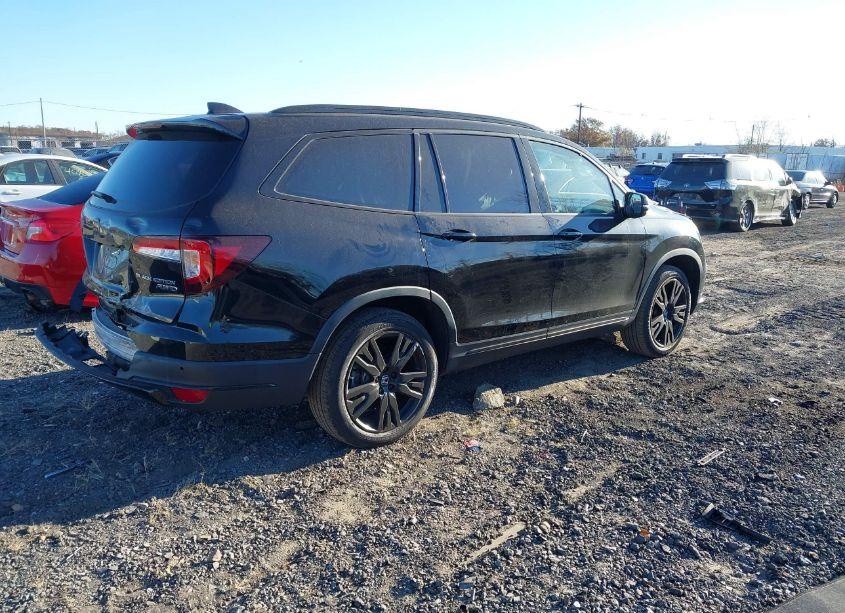 Photo 4 of 2021 Honda Pilot AWD BLACK EDITION (VIN 5FNYF6H7XMB090321)