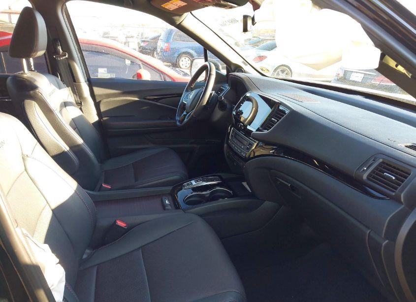 Photo 5 of 2021 Honda Pilot AWD BLACK EDITION (VIN 5FNYF6H7XMB090321)