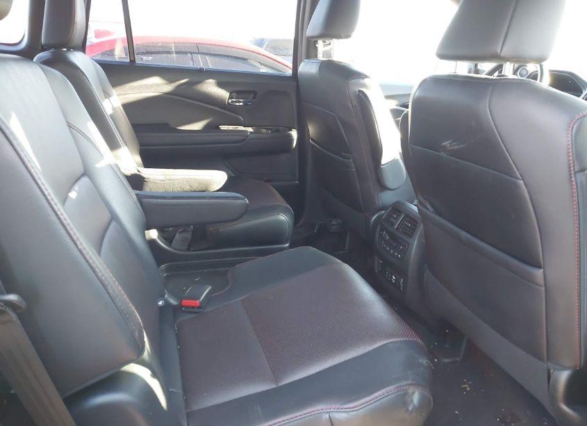 Photo 8 of 2021 Honda Pilot AWD BLACK EDITION (VIN 5FNYF6H7XMB090321)