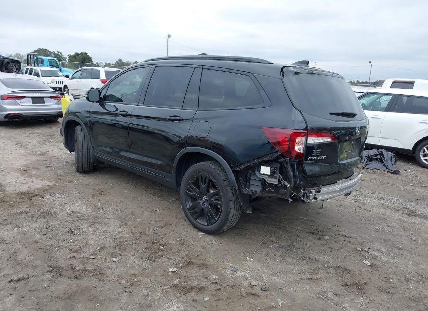 Photo 3 of 2022 Honda Pilot AWD BLACK EDITION (VIN 5FNYF6H7XNB088182)