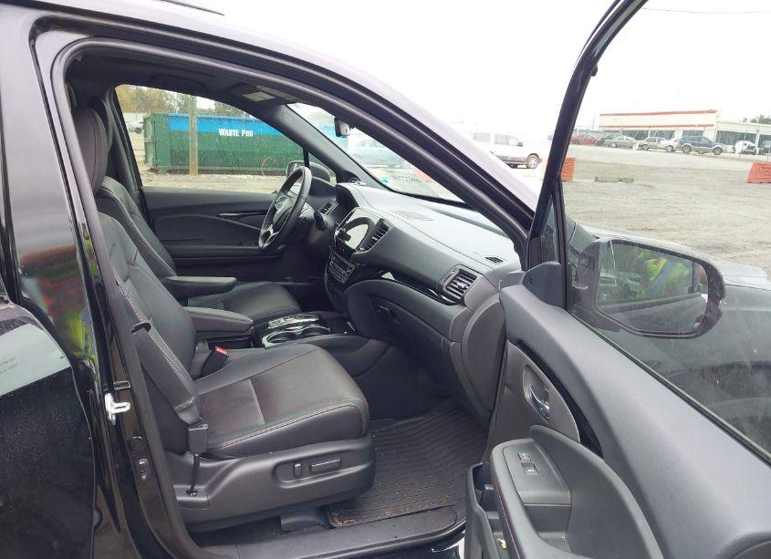 Photo 5 of 2022 Honda Pilot AWD BLACK EDITION (VIN 5FNYF6H7XNB088182)