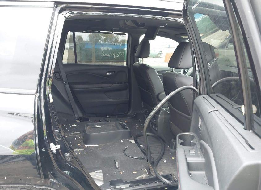 Photo 8 of 2022 Honda Pilot AWD BLACK EDITION (VIN 5FNYF6H7XNB088182)