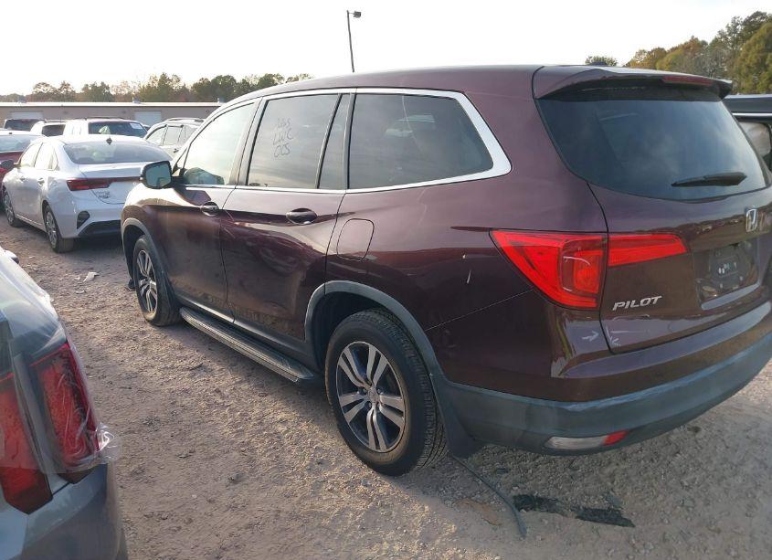 Photo 3 of 2016 Honda Pilot EX-L (VIN 5FNYF6H80GB009632)