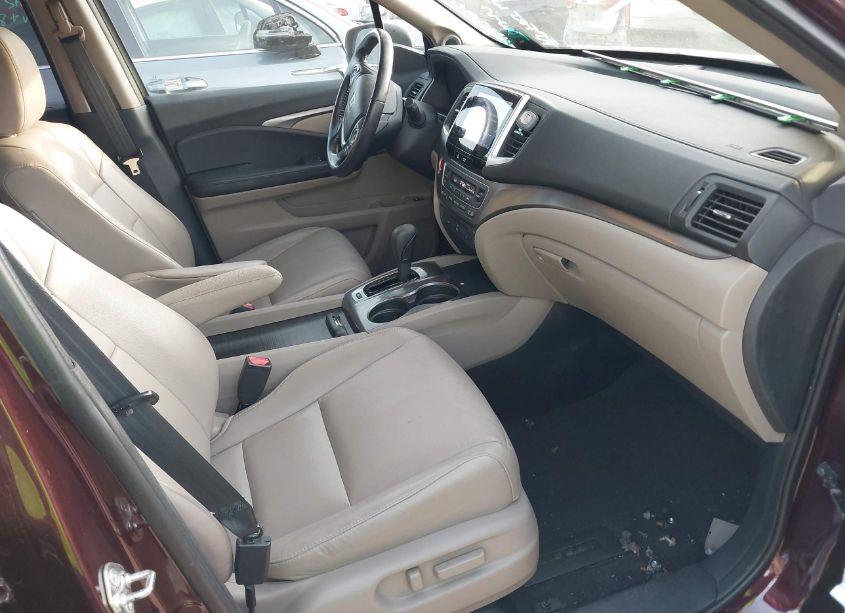 Photo 5 of 2016 Honda Pilot EX-L (VIN 5FNYF6H80GB009632)