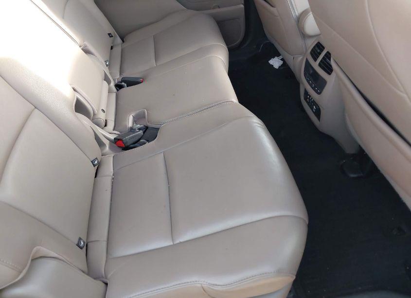 Photo 8 of 2016 Honda Pilot EX-L (VIN 5FNYF6H80GB009632)